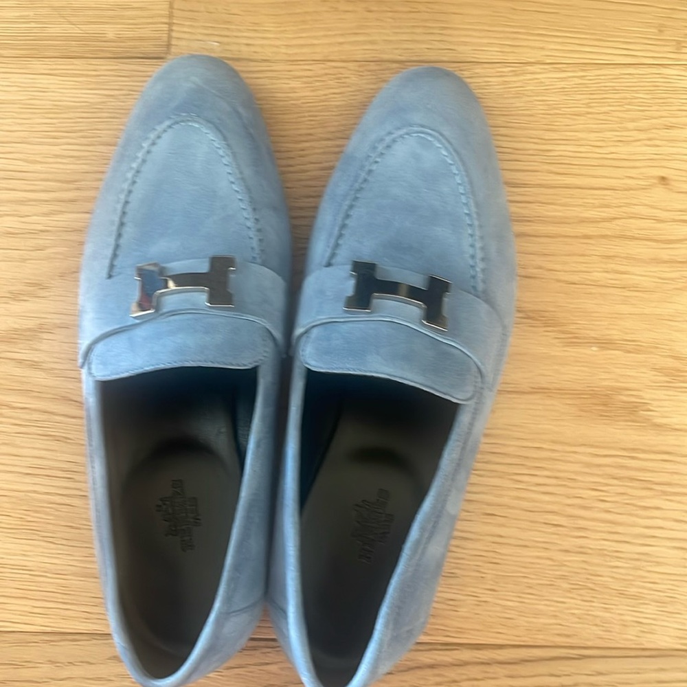 Paris loafer HERMES SIZE 8 New ( bought in Italy last week purchased wrong size